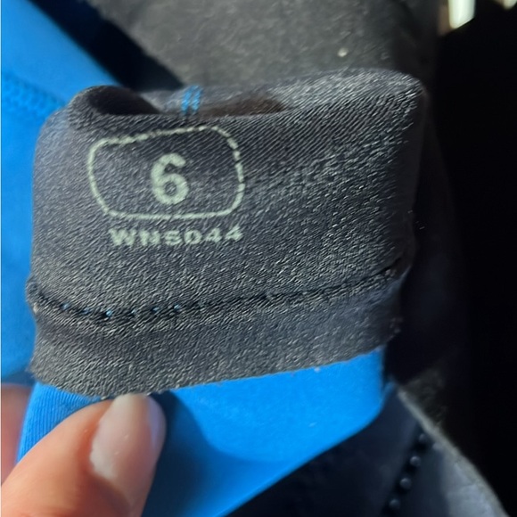 Kids WetSuit size 6 - Picture 4 of 4